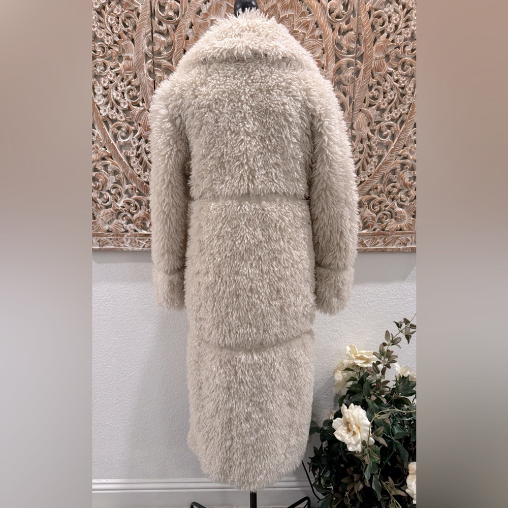 Badgley Mischka Cream Teddy Long Coat - Picture 6 of 15